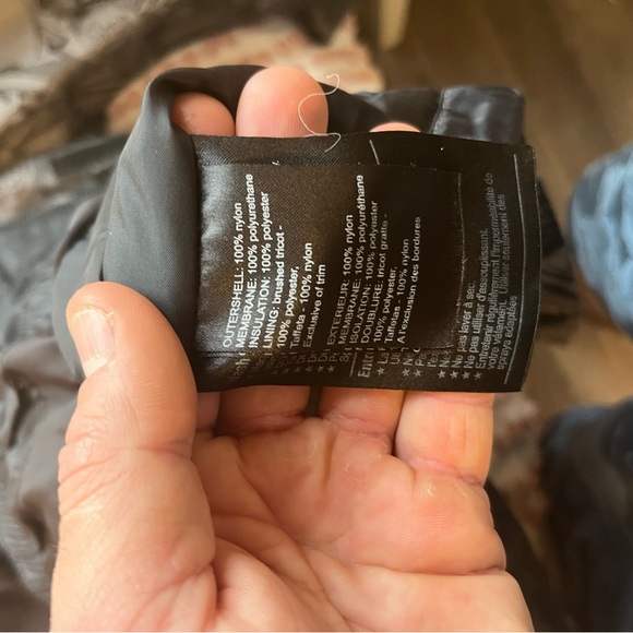 Burton Snowboard/Ski Jacket - Picture 3 of 3